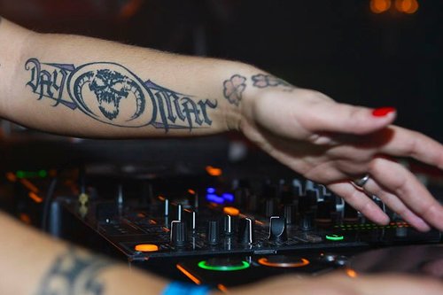 ReneRross86's profile picture. Grind in silence, let success make the noise.