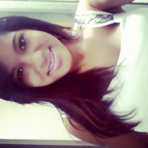 “Se você acha que sonhos são impossíveis..bem, azar seu. Eu vou continuar correndo atras dos meus ;)