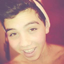 O2Lawlorff's profile picture. IDK MAN.....I just really love youtubers :)