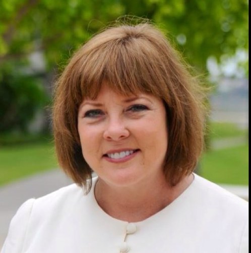 Candidate for Phoenix City Council in District 6. Ahwatukee, Arcadia, Biltmore, Camelback, North Central and Papago Park. Visit http://t.co/z0p9WxlbjA