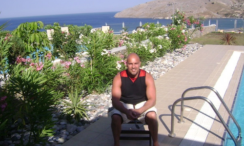 sabrinasimon's profile picture. 