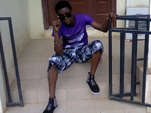 A song writer,composer,singer and artiste..#teamtalkless #teamfollowbak #teamMNP_ #teammusic #teamMMN