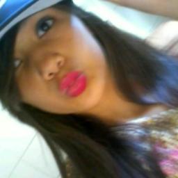 'eu naci pra ser felizz e naum pefeita(8).....segue?