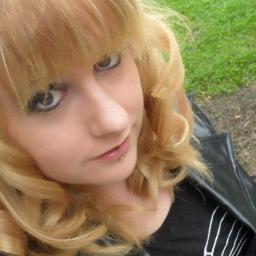 KatBernadette's profile picture. If its on the internet, it MUST be true. =)