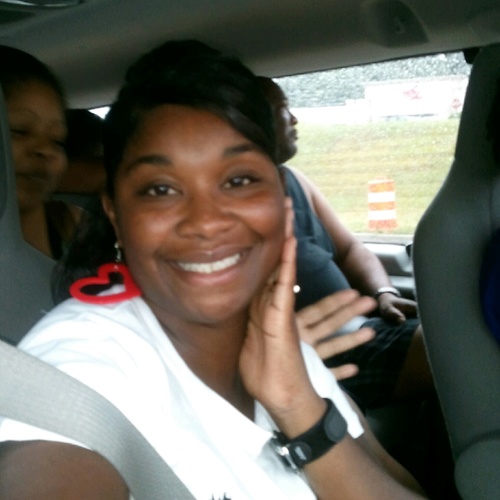 ShanellTb's profile picture. 