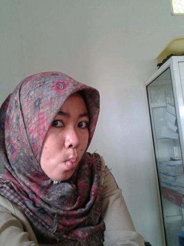 armipoenya's profile picture. 