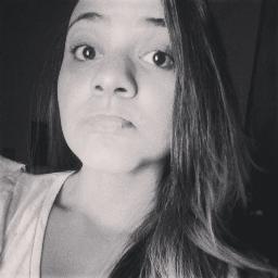 Curiosidade vem antes do meu nome, paulista,  estudante de Direito, agradar pessoas nunca foi meu forte
!