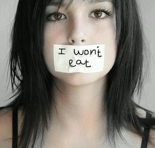 I just want to sleep forever. Self diagnosed Anorexia. SH. Suicidal. Diagnosed Anxiety, depression. SW: 111 CW: 101.3 GW:90 UGW: 85