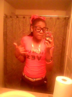 Dont ned no bio jus folow and ill folowu bak tweet me too team#swagg team#followbak