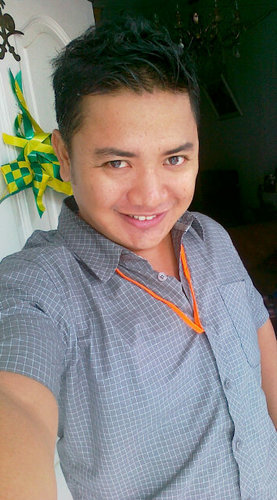 yunandasaputra's profile picture. Simple Man