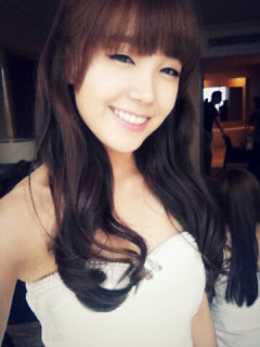 안녕하세요 ! ` Apink Jung Eunji #93line {justbotnotreal♡}- real::' @Apinkjej ':: บอทตอบช้าค่ะแต่ตอบทุกเมน ♡#ฟอลแบคบอท♡#แพงกีอาแฟม ♡