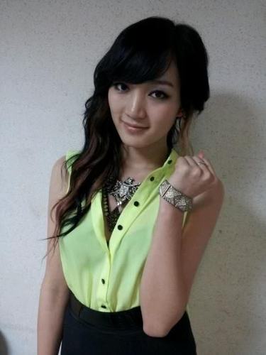 V. @FraternityRPs | Rapper of MissA | follow me @MissA_Jia and my instagram MJBaby0203