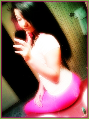 _At first she's gonna come on strong, liike she'll love youu all night longg [: //3 #Y.O.L.O Libra© Follow me, I'll follow back ! Instagram: SOLO_ASIN_SWAYY