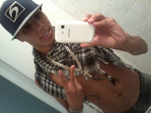 Vem pode vim , que a noite promete ♫ ♪