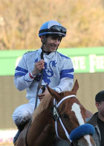 Born in panama in may 14 of 1985 and is a professional jockey in golden gate fields