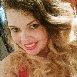 Sou uma Mulher alegre, são paulina fanatika , amo minha família , sou SOLTEIRA ... Resumindo sou MUITO FELIZ