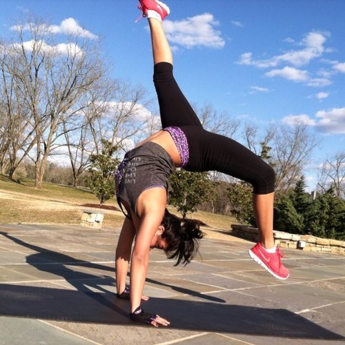 loerayumi's profile picture. Motivation gets you going and a habit gets you there!!