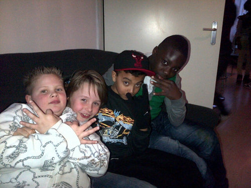 Ping:29FB778A                                                             Heeyy,cutie iloveyou xx chayenne