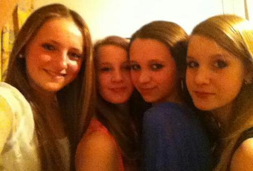 Kim|14 jaar|mondriaan college|team doelloos w/ @djenna1410 @denise4you2 @robinrode98