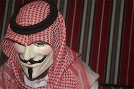 لست ملكا ولا شيطانا انما انا ابن رجل سجدت لة الملائكة وتوعدة الشيطان اجمع بينهما هاكتب الشهر  وارجو المغفرة