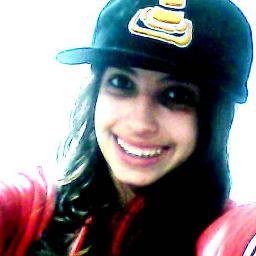 Eu amo rock, falo palavrão, uso girias, uso all star, curto skate e nem por isso eu deixo de ser uma menina...Sociedade