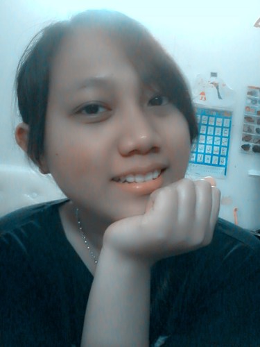 dina_dinadwi's profile picture. 