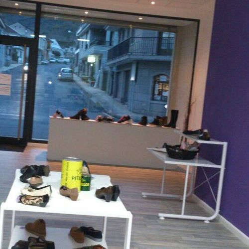 calzado, ropa, complementos, ropa interior,bisuteria,...