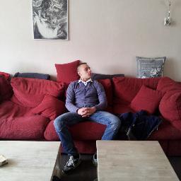 Hollandse Jongen. Woont In leeuwarden, werkt veel sport veel. Leef men leven zoals ik dat wil. Voor meer info bezoek men FB !