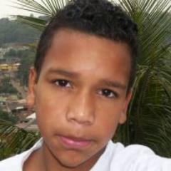 quando olho para o céu, eu vejo meu amor.