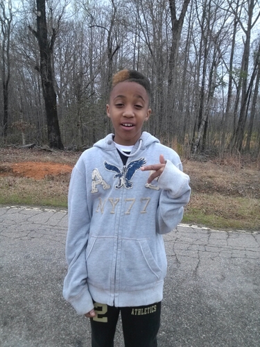 A truuee Geee ayeee follow me on IG:@kush_attack immaa cool niggaaa and followw me