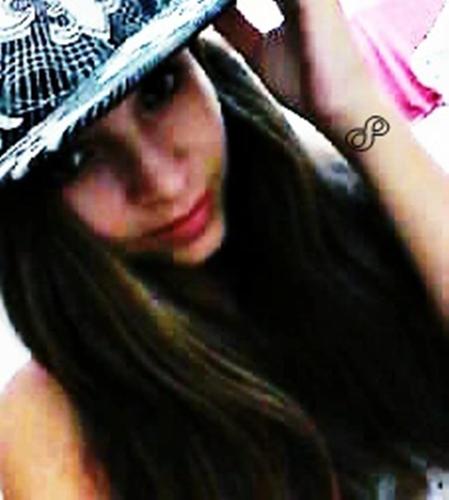 dificil de ser entendida, complicada de ser interpretada ♪ ♫
