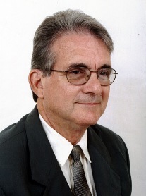 lorenreed42's profile picture. Professional Marketer who can help you build your business - Your LowCostBusinessBuilder