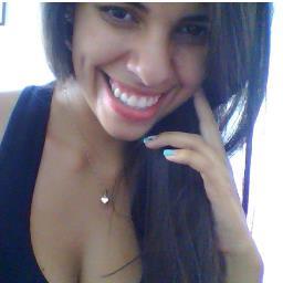 →Sou mais do que seus olhos podem ver ;)