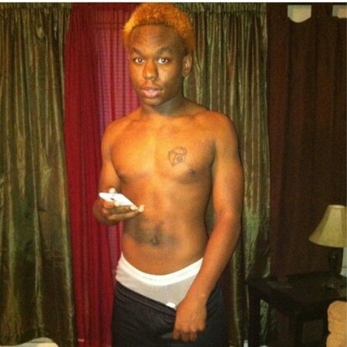 Put your faith in what you most believe in & Follow my twifey @34C_LayGhe !