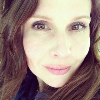 creatrix. venusian. planet watcher. book sniffer. soul sister. peasant food. bangles. boots.