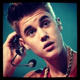 Flywithbieb's profile picture. I'm a #BELIEBER got a problem?? i Love @justinbieber and is my life and my world:),I live in the imagination of the #BELIEBERS ;) and I love Kidrauhl3