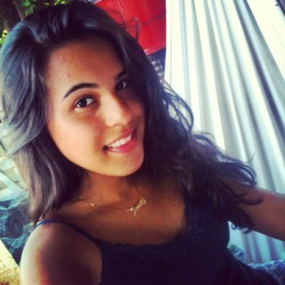 ''Se você me deseja o mal, eu te desejo amor...''