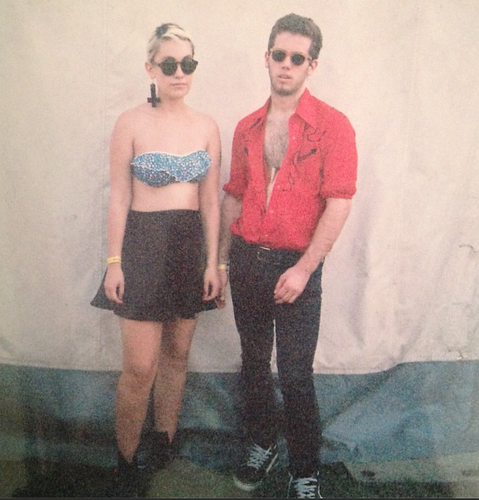 Cult/pop/earbleeding.
BOOKING: lolitalynne@gmail.com
http://t.co/NcSc8hiu3F