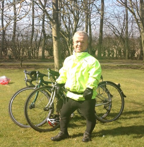 RLDwarf's profile picture. DoSomethingAmazing. Donate to dwarf sports association. https://t.co/B5W6Dl2IgN