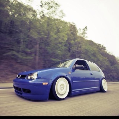 joncoomber's profile picture. 