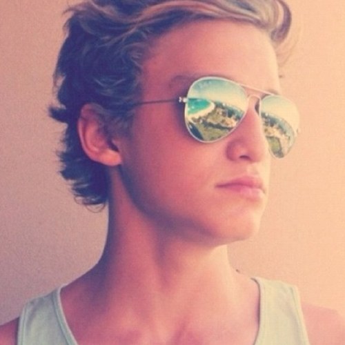 Die hard fan of Cody Simpson! 1•16•13 Saw him in concert and my life was forever changed ❤