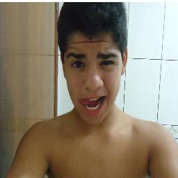 Goleiro de Futebol,Humildade 
Face http://t.co/qEerbZrBNt 
Bayern ♥ Barcelona ♥ Borussia ♥ Real Madrid ♥ PSG ♥ Manchester UNIT ♥ Juve ♥ Corinthians ♥