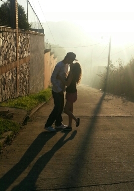 DosLati2's profile picture. Somos una pareja comprometida y compartimos nuestro amor y sus experiencias.