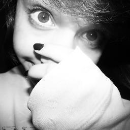 oi, para de me stalkear, tchau. benzinha @tnckra ♥  meu @HigorCarvalhoAD ♥
