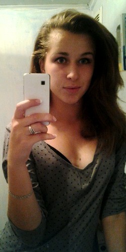 dasharyasnova's profile picture. 