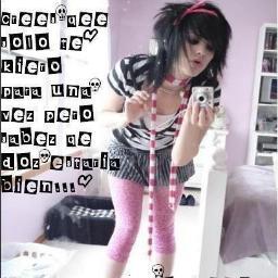 KaritoSolan's profile picture. mi nombre: karen 
mi apellido: lucin
mi pelo: castaño
mi piel: morena
mi musik: todo tipo de musik
mi edad: 14
mis ojitos: cafes oscuros
okis muakk besos