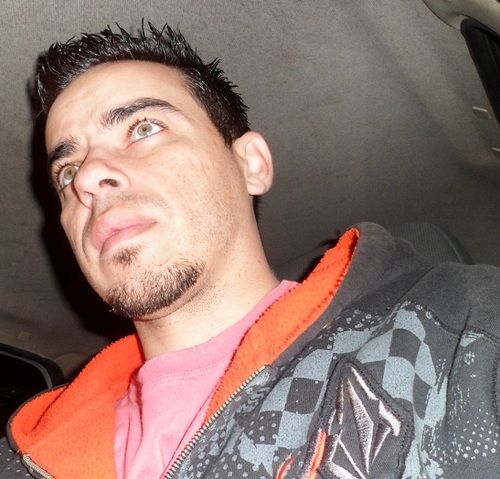 Um dia eu volto pra fazer só a sua vontade, mas...
se eu não puder fazer você a pessoa mais feliz ...
eu chego mais perto disso possível...