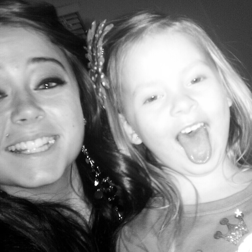 Baileey_ReneeB's profile picture. ; cant put me in a category with no other female cause i stand alone, i do thangs these hoes cant, wont, & dont do. ♥