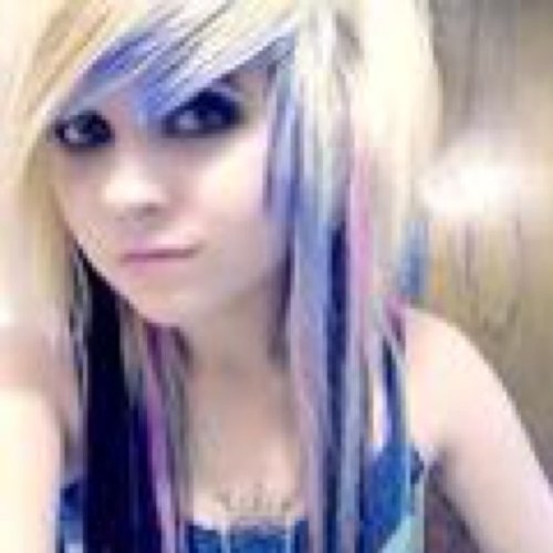 site_modelingdm's profile picture. If youre interested in sitemodeling for me, just DM me for more and ill have you feel out a servey!