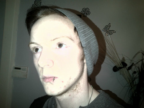 ♬My name is Anthony James Joyce, I live in Liverpool, I play guitar and bass and vocalist and write a lot of my own songs♬